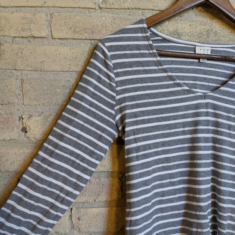 A New Day Wrap Shirt size S - Picture 2 of 6